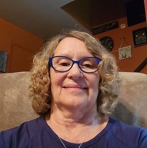 Meet your Posher, Carol